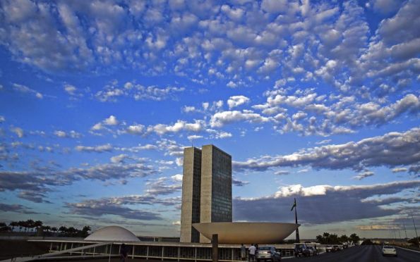 Bancadas estaduais terão R$ 241 milhões para emendas impositivas em 2021