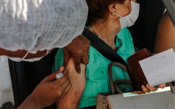 Em alguns municípios sergipanos, idosos se recusam a tomar a vacina