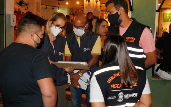Força-tarefa combate aglomerações em vários pontos de Aracaju