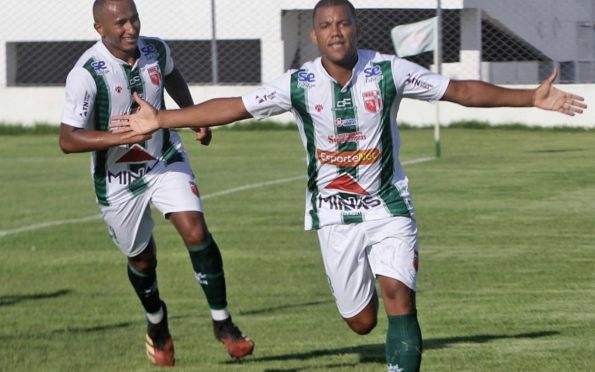 Lagarto goleia o Freipaulistano no terceiro jogo do Sergipano